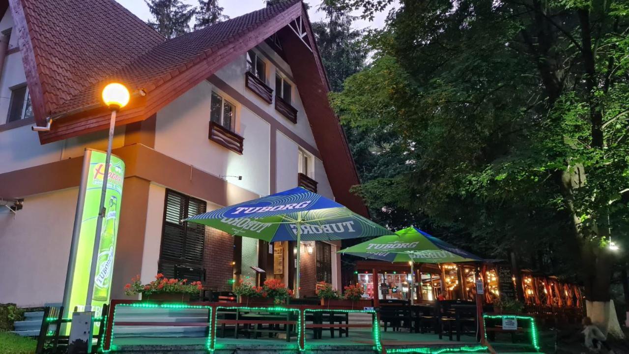 Pensiunea Happy Inn Vatra Dornei Exteriör bild