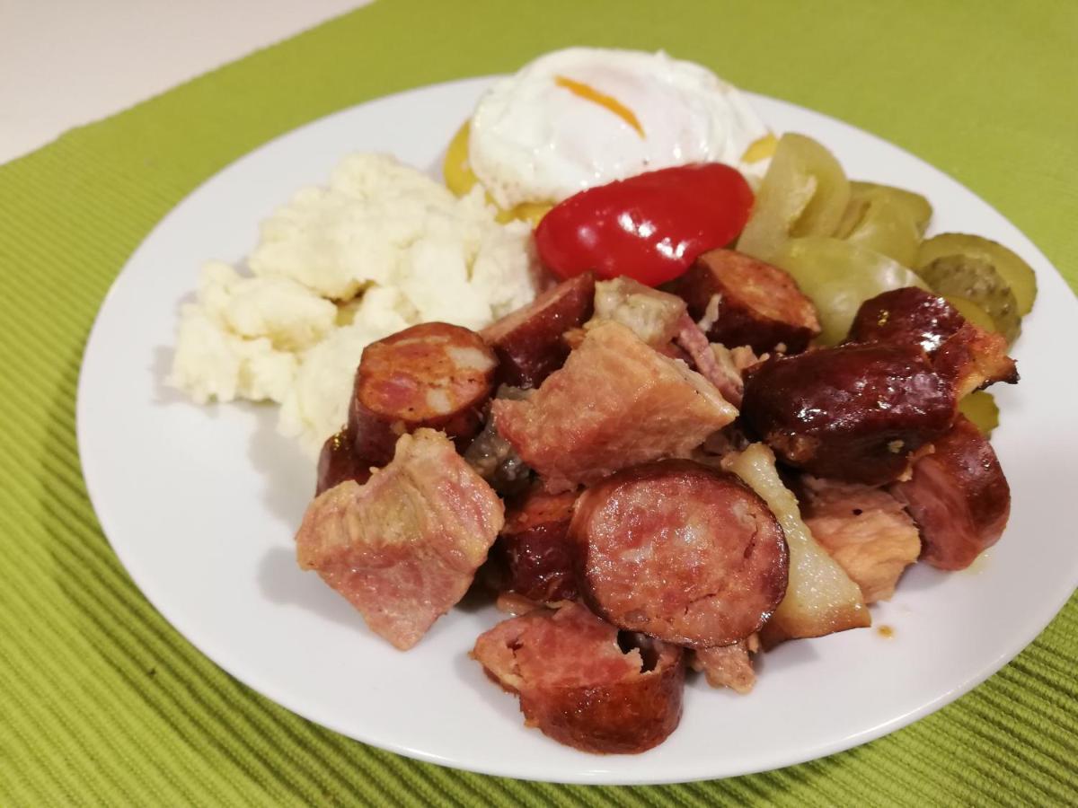 Pensiunea Happy Inn Vatra Dornei Exteriör bild